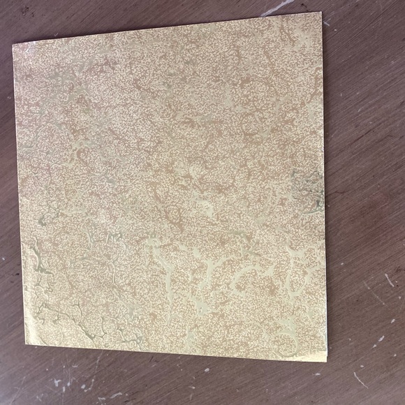 Vintage HALLMARK Gold Metallic Sheet (1) of Gift Wrap - Picture 11 of 11